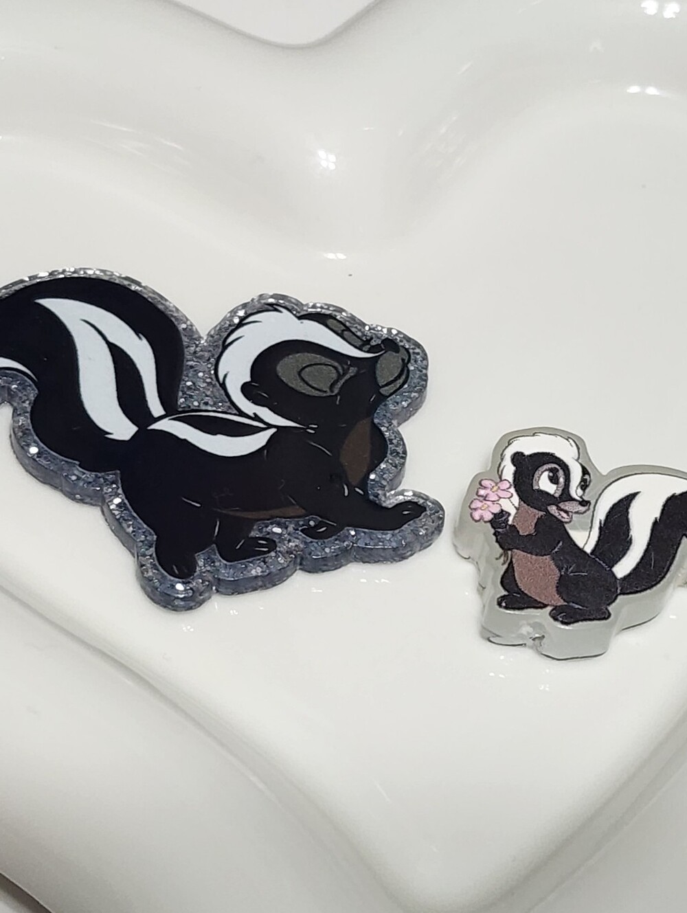 Skunk Flatback Focal Bead Badge Keychain Crafts Beaded Pen Magnet Bag Clip